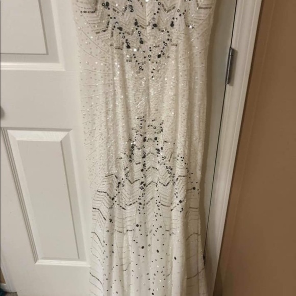 Formal Long Dress - Picture 2 of 4